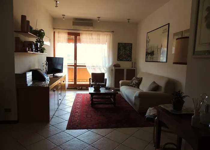拉科利纳多罗度假屋 *