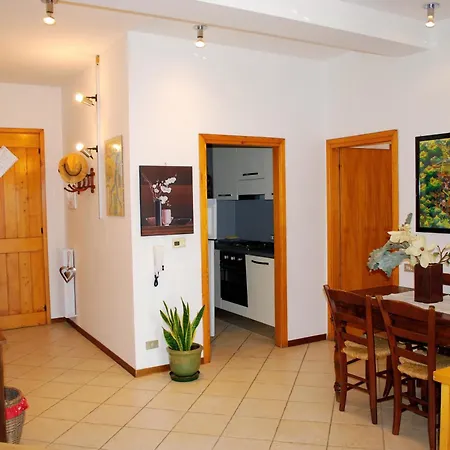 Semesterbostad La Collina D'oro *